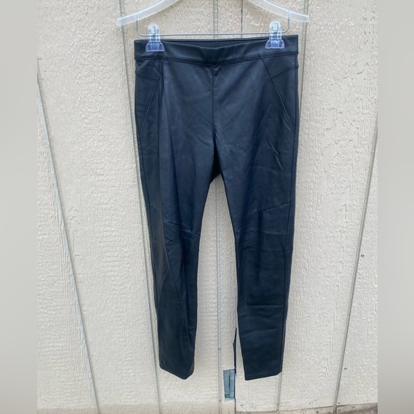 Free People Black Vegan Faux Leather Leggings Size 26 - Picture 5 of 11